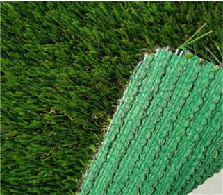 Umetna trava za dvorišče