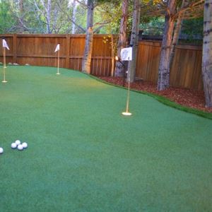 Umetni turf za golf